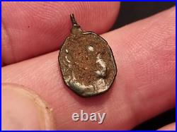 16 hundreds stunning bronze religious pendant. Please read description. LA172k