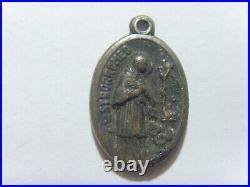 1700s antique catholic religious faith Saint Borromeo scarce pendant 51290