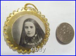 1930s antique religious catholic Saint Frances Xavier Cabrini 2nd cl relic 54549