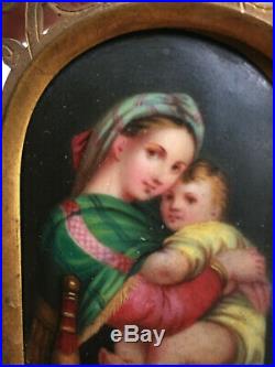 19th century Antique Oil painting Portrait Madonna Follower of RAPHAEL SANZIO