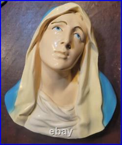 2 Antique Cast Wall Hanging Religious Jesus Christ And Virgin Mother Mary Bust 2 Antique Cast Wall Hanging Religious Jesus Christ And Virgin Mother Mary Bust