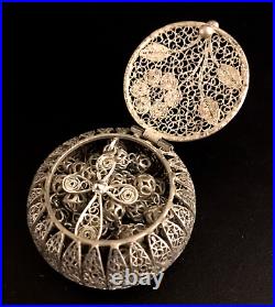 ANTIQUE 75 YR OLD EURO SILVER FILIGREE ROSARY & HINGED FILIGEE BOX 26gm 15L