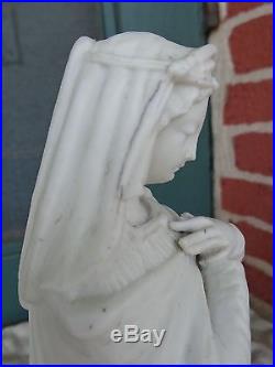 ANTIQUE VICTORIAN 19thC IMMACULATE CONCEPTION MARY RELIGIOUS PARIAN WARE STATUE
