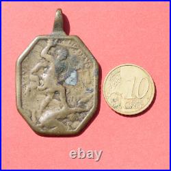 AWESOME 1700s ST MICHAEL ARCHANGEL MEDAL ANTIQUE JESUS SENTENCED MEDALLION