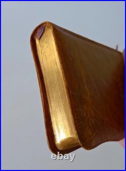 Antique 1924 French Missel de la Vie de Jésus-Christ Leather Gold Gilt Edges