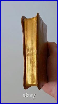 Antique 1924 French Missel de la Vie de Jésus-Christ Leather Gold Gilt Edges