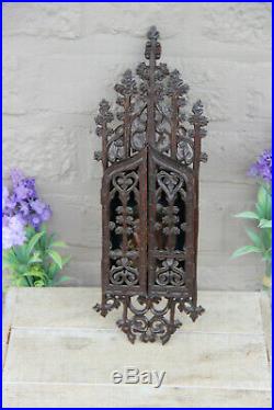 Antique 19thc religious neo gothic wood carved wall plaque porcelain medaillon