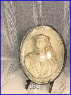Antique Holy Christ Religious Shrine Domed Glass Oval Frame Unique c1800-1900's