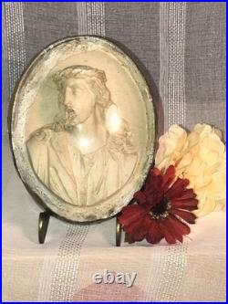 Antique Holy Christ Religious Shrine Domed Glass Oval Frame Unique c1800-1900's