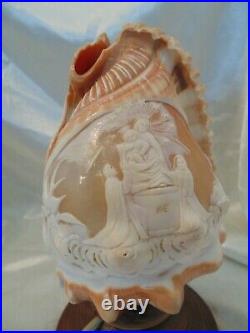 Antique Madonna Baby Jesus Religious Italian Hand Carved Conch Shell Cameo Lamp