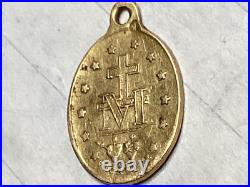 Antique Miraculous Medal 18k Gold Vachette (Pre 1840) 1.2 Grams Religious Antique Miraculous Medal 18k Gold Vachette (Pre 1840) 1.2 Grams Religious