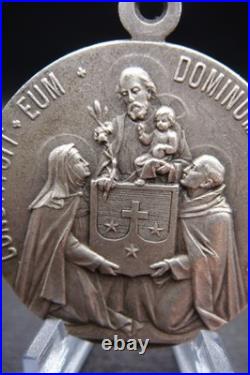 Antique Our Lady of Mount Carmel & St. Joseph Domus Suae Catholic Medal