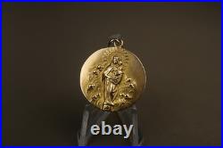 Antique Religious 10K Gold Medal Virgin Mary & Child Jesus Pendant 20th Century