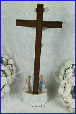 Antique Religious vieux paris porcelain Crucifix Cross christ Angels mary