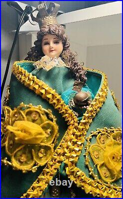 Antique Santo Nino Religious Statue / Doll On Wood Pedestal Base