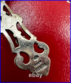 Antique Victorian Sterling Silver Religios Christian Holly Cross Crucifix Chain