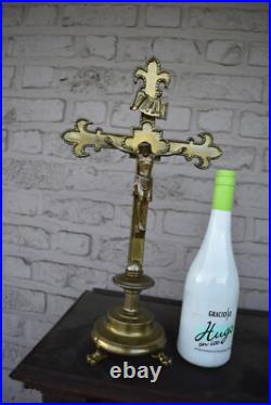 Antique bronze altar crucifix cross religious fleur lys symbol lion paws