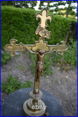 Antique bronze altar crucifix cross religious fleur lys symbol lion paws