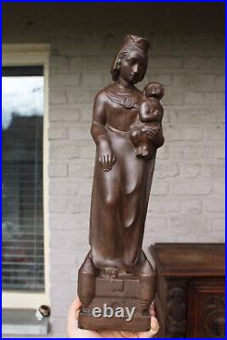 Antique ceramic Burchtgravinne belgian saint statue religious
