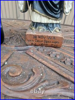 Antique chalk statue of Saint Wivina of bijgaarden Abbess religious art