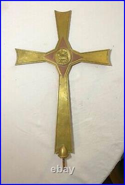 Big antique brass copper processional lamb religious church cross lamb crucifix