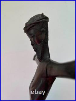 C. 1950. AFRICAN OLD MASTER JESUS CHRIST WITH A CROWN OF THORNS. ANTIQUE. 30 cm