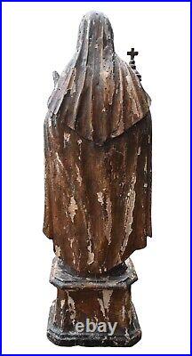 Early Antique Spanish 17th Century Wooden Figure From St. Claire From Assisi