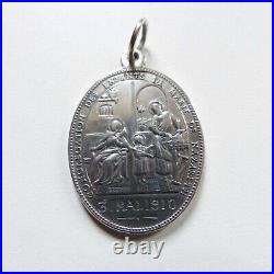 LARGE ANTIQUE STERLING SOLID SILVER RELIGIOUS MEDAL DATED 1910. 19,83 grams