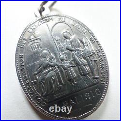 LARGE ANTIQUE STERLING SOLID SILVER RELIGIOUS MEDAL DATED 1910. 19,83 grams