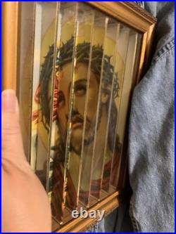 Lenticular Religious Jesus Three Sided Antique Picture