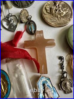 Lot of 30 Antique & Modern Catholic Religious Medals & Items