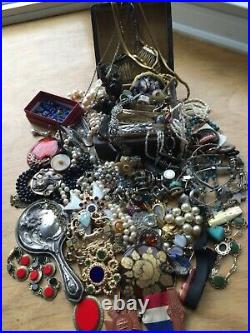 MIX LOT Vintage Victorian Art Deco Nouveau Antique Jewelry & religious items
