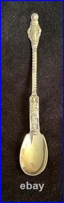 One Gorham Sterling Silver Ice Cream Spoon Apostle Style Virgin Mary 5 1/2 18g