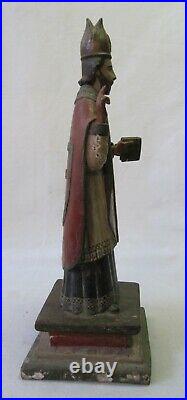 Peruvian S. Am. Antiquity Religious Wood Carving PRIEST w BIBLE on Wood Base 17