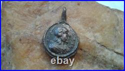 RARE ANTIQUE c. 18th CENTURY CATHOLIC 2-SIDED MEDAL JESUS CHRIST and VIRGIN MARY
