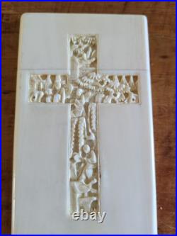 Rare Antique CHINESE CARVED CARD CASE 4in x 2.25 Inch. Cross Religious Rare Antique CHINESE CARVED CARD CASE 4in x 2.25 Inch. Cross Religious