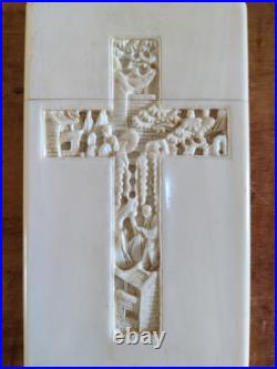Rare Antique CHINESE CARVED CARD CASE 4in x 2.25 Inch. Cross Religious Rare Antique CHINESE CARVED CARD CASE 4in x 2.25 Inch. Cross Religious
