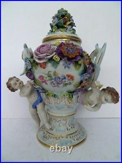 Sitzendorf Antique 1918 Dresden porcelain vase urn cherubs putti 12 x 10 mint