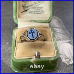Victorian 15ct Gold Sardonyx Ring Antique Gothic Cross Intaglio Seal Size UK J